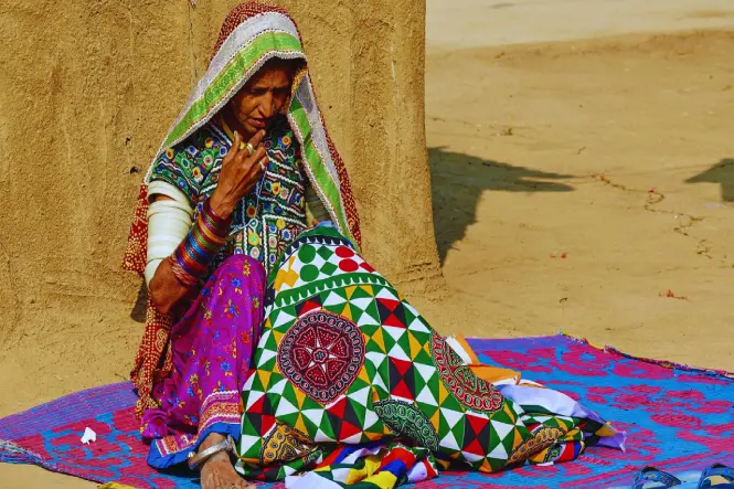 Read more about the article Navigating Indian Culture: Modern Etiquette Tips for US Travelers